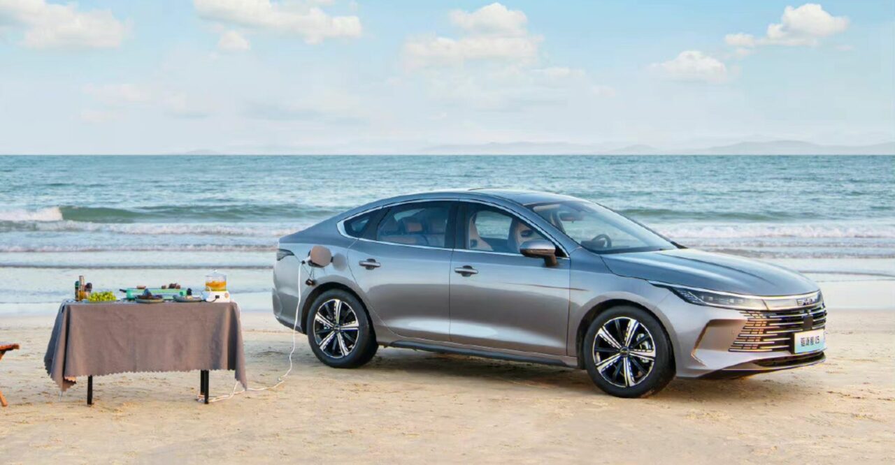 传比亚迪研发智能驾驶晶片  预计最快可于年底生产